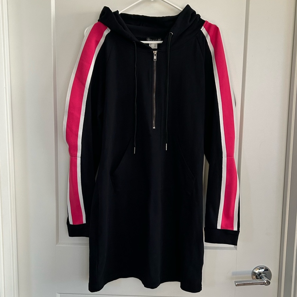 VENUS Lounge Dress with Hoodie - Size L
